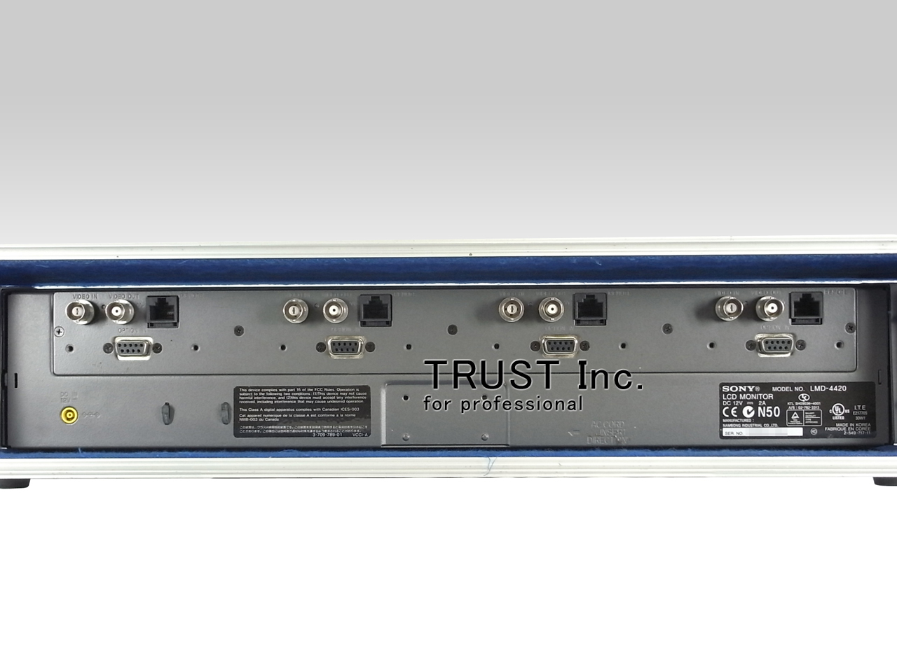 SONY 4型液晶4連ラックマウントモニター LMD-4420 ☆SONY 4インチ×4 ラックマウントモニター LMD-4420☆ SONY 4連液晶