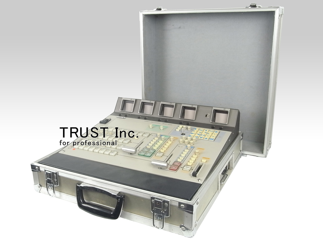 BVS-1000 / Video Switcher【中古放送用・業務用 映像機器・音響機器の 