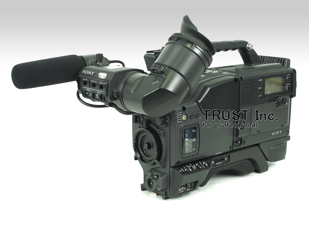 DXC-D50 / 3CCD Color Camera【中古放送用・業務用 映像機器 DXC-D50 / 3CCD Color Camera【中古放送用・業務用 映像機器
