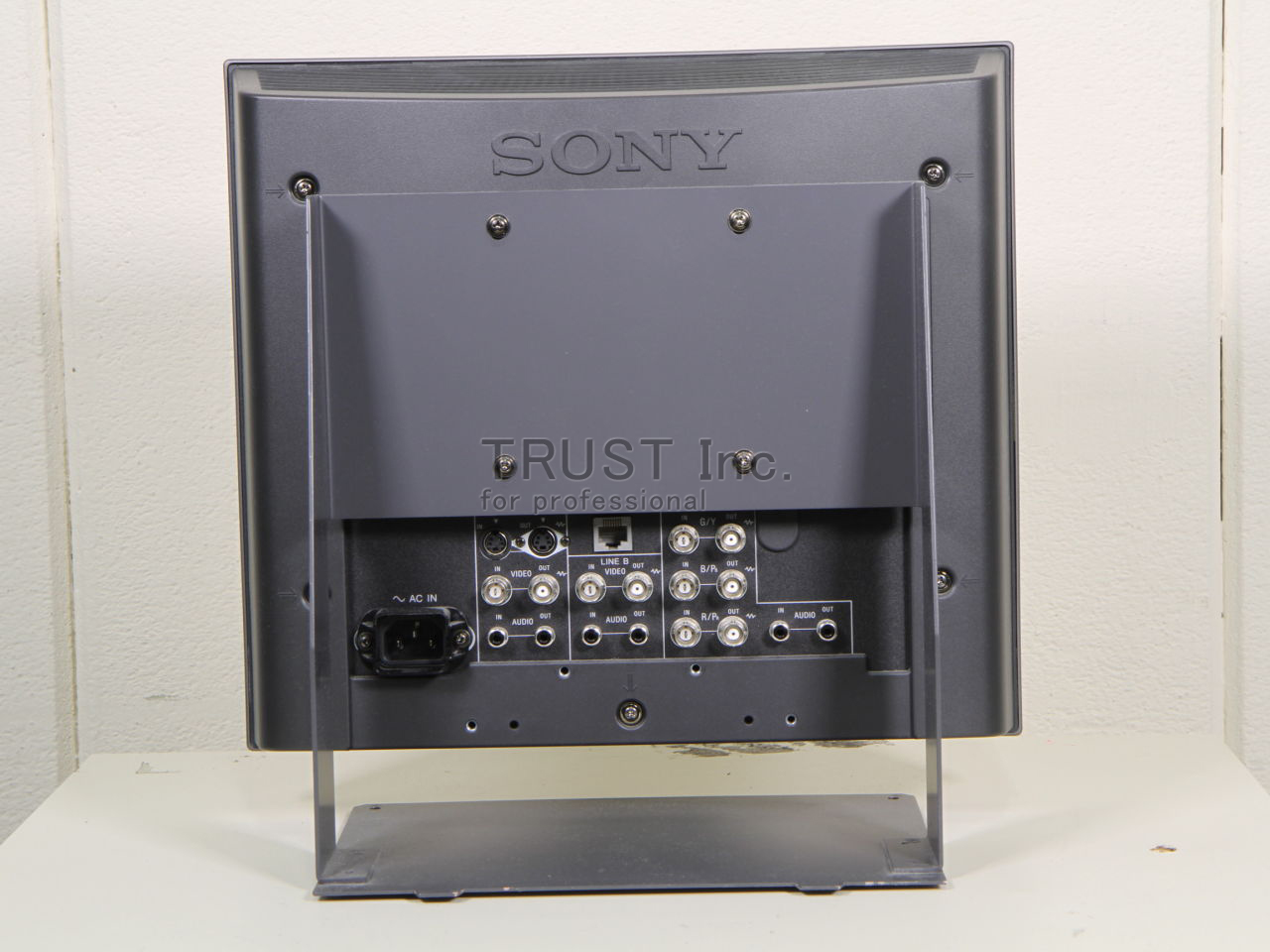 LMD-1410 / LCD Monitor【中古放送用・業務用 映像機器・音響 LMD-1410 / LCD Monitor【中古放送用・業務用 映像機器・音響